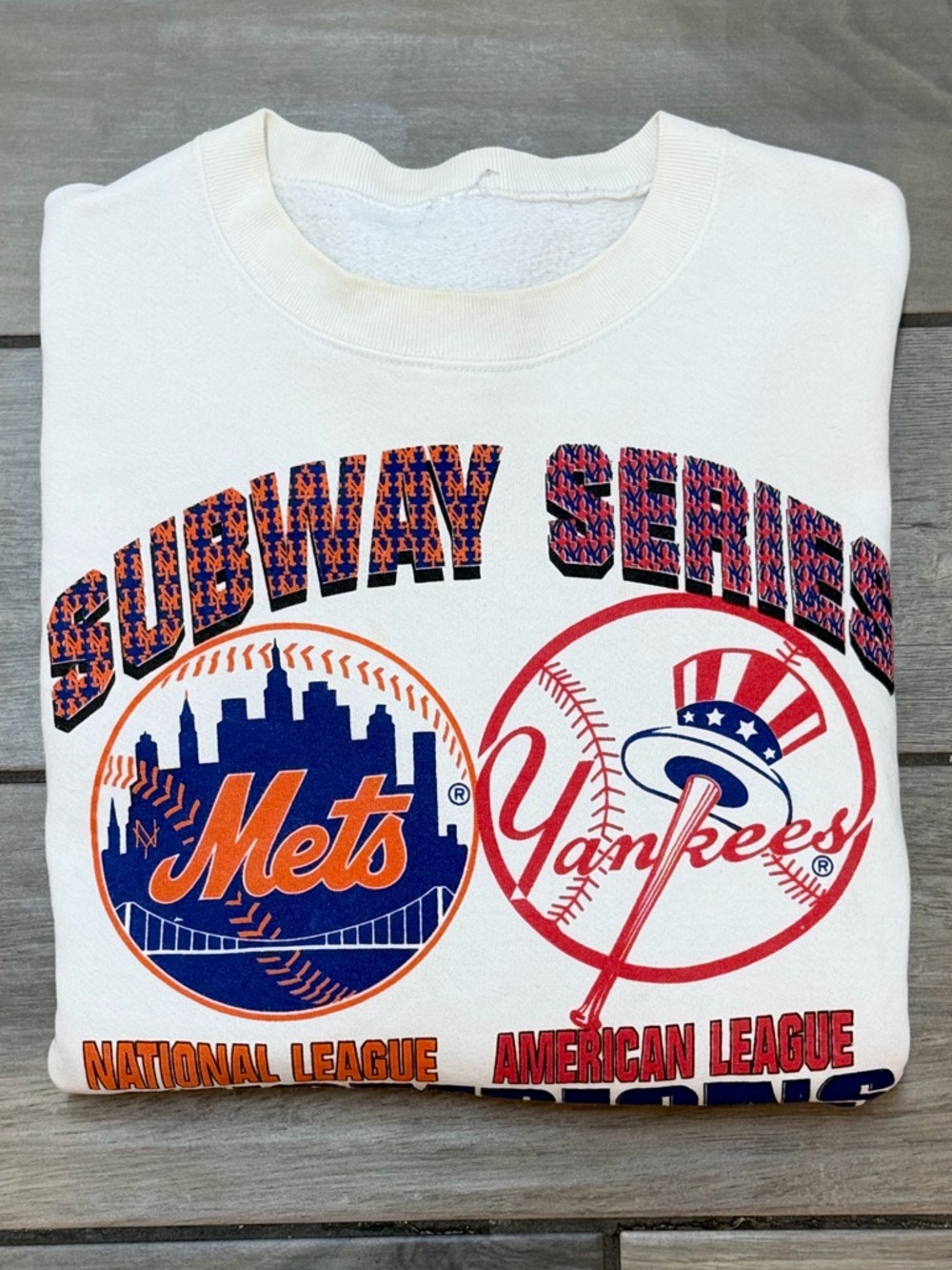 Vintage Y2K NY Mets vs NY Yankees “Subway Series” Sweatshirt